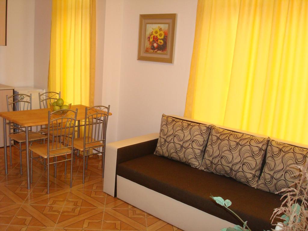 Saint Elena Apartcomplex Słoneczny Brzeg Zewnętrze zdjęcie