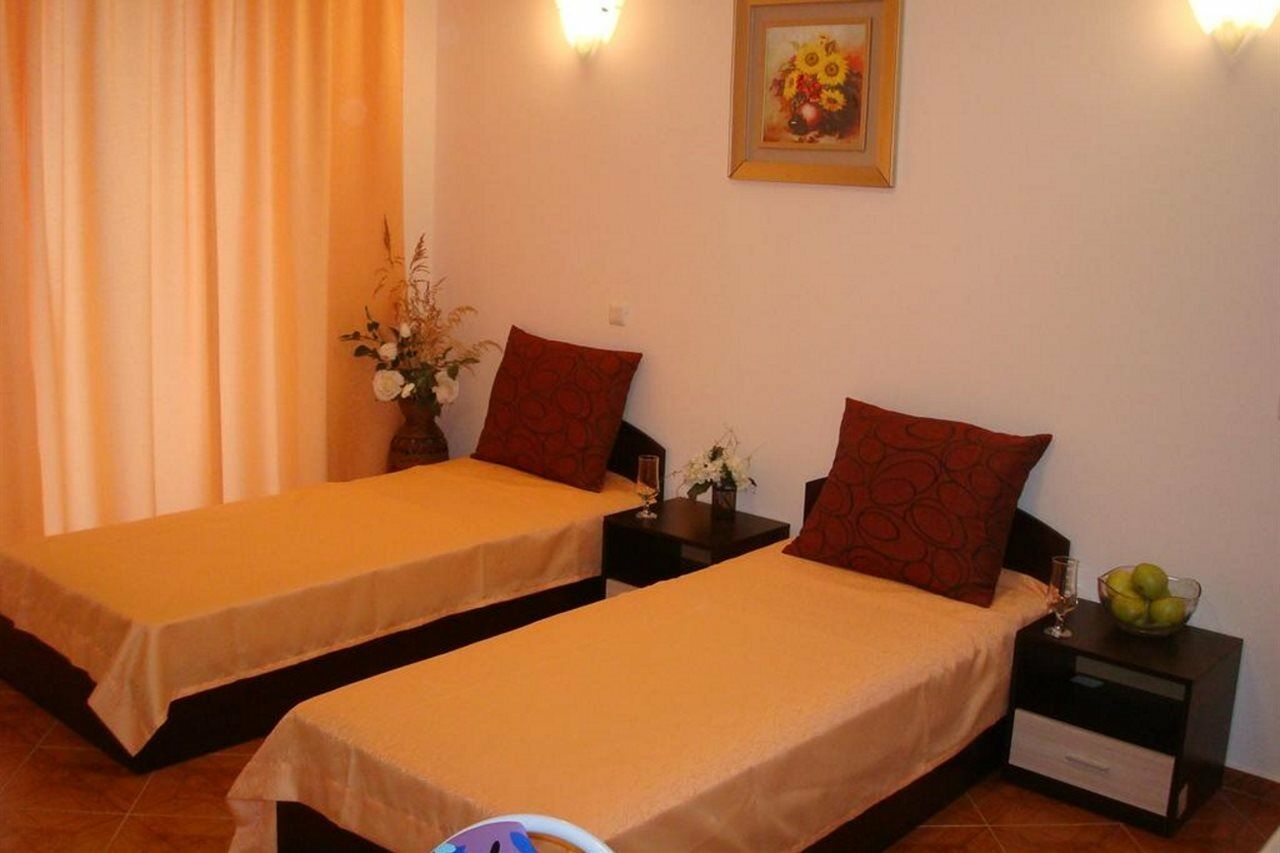 Saint Elena Apartcomplex Słoneczny Brzeg Zewnętrze zdjęcie